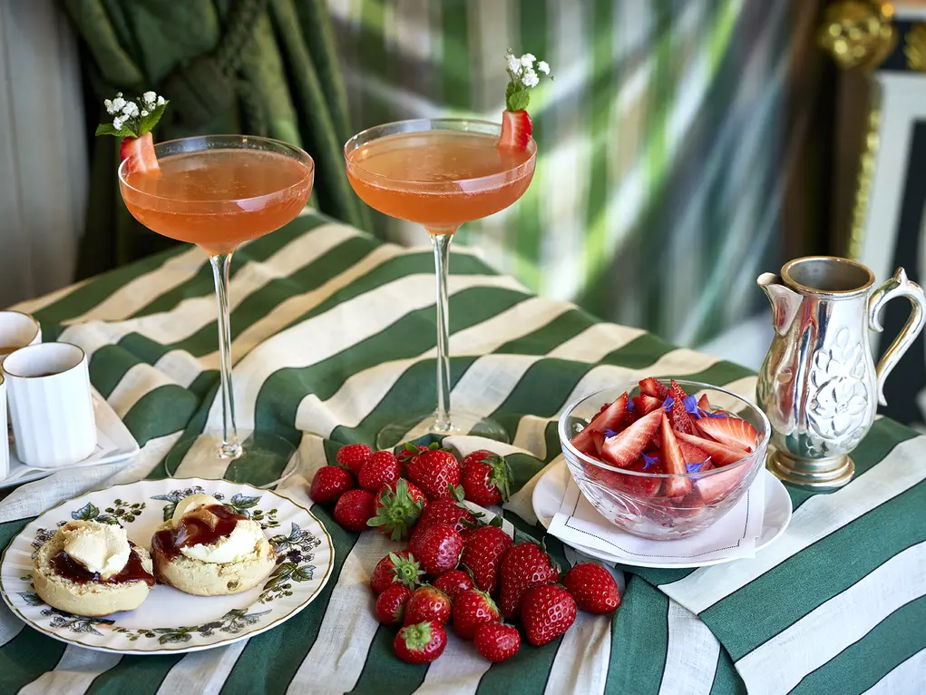 cocktails and strawberries